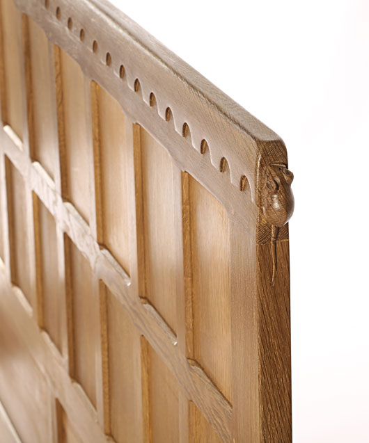 BE009 Solid Oak Panelled Bedstead 6