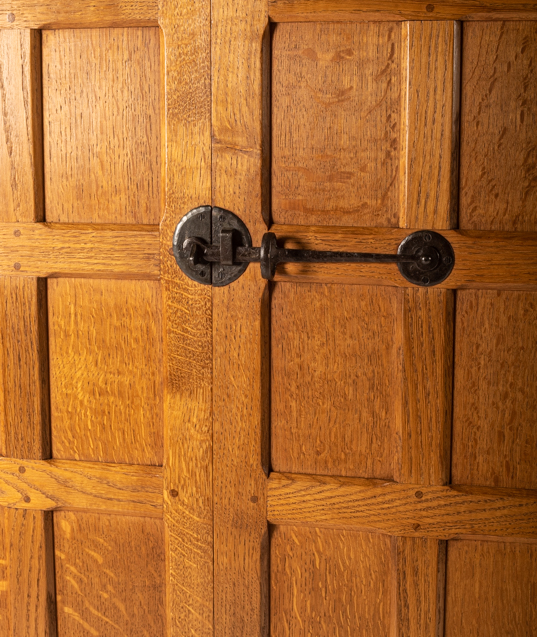 CM58 Classic Mouseman Large Corner cupboard  SOLD