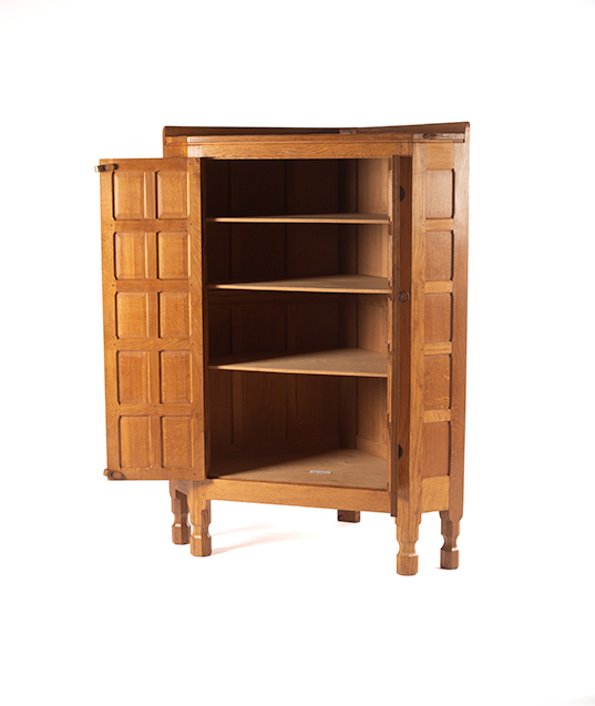 CM58 Classic Mouseman Large Corner cupboard  SOLD